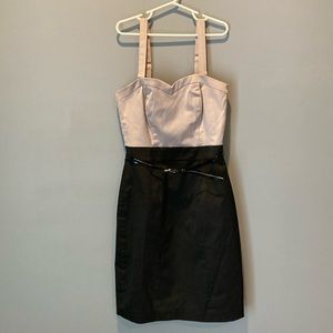 H&M’s Size 2 Tan & Black Dress 💕